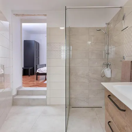 3 Bedroom In *