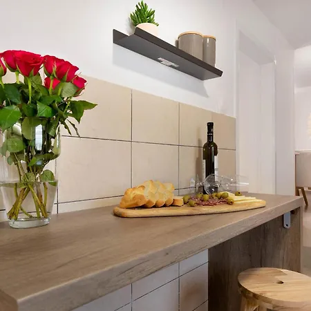 3 Bedroom In Pula