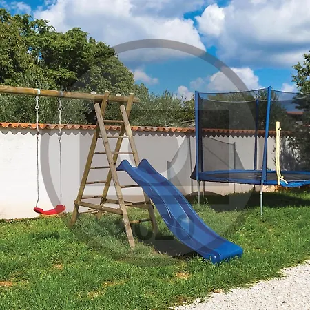 3 Bedroom In * Pula
