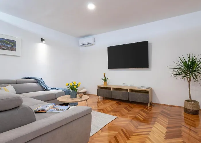 펜션 3 Bedroom In 풀라