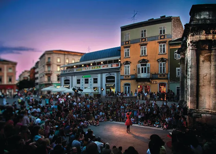 3 Bedroom In * 풀라