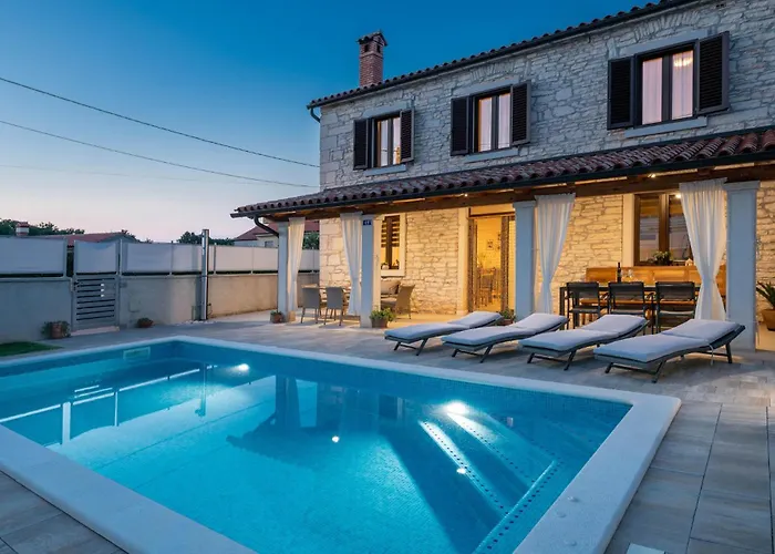 3 Bedroom In * 풀라